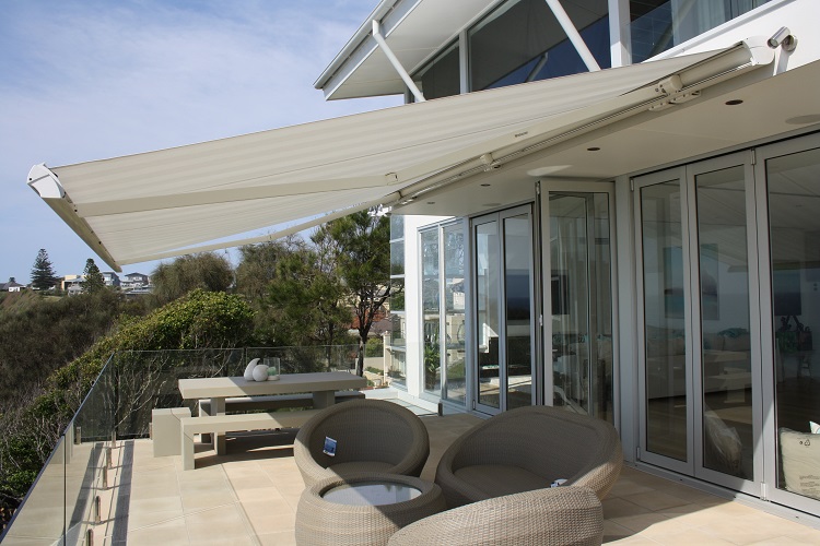 Perfect retractable awnings